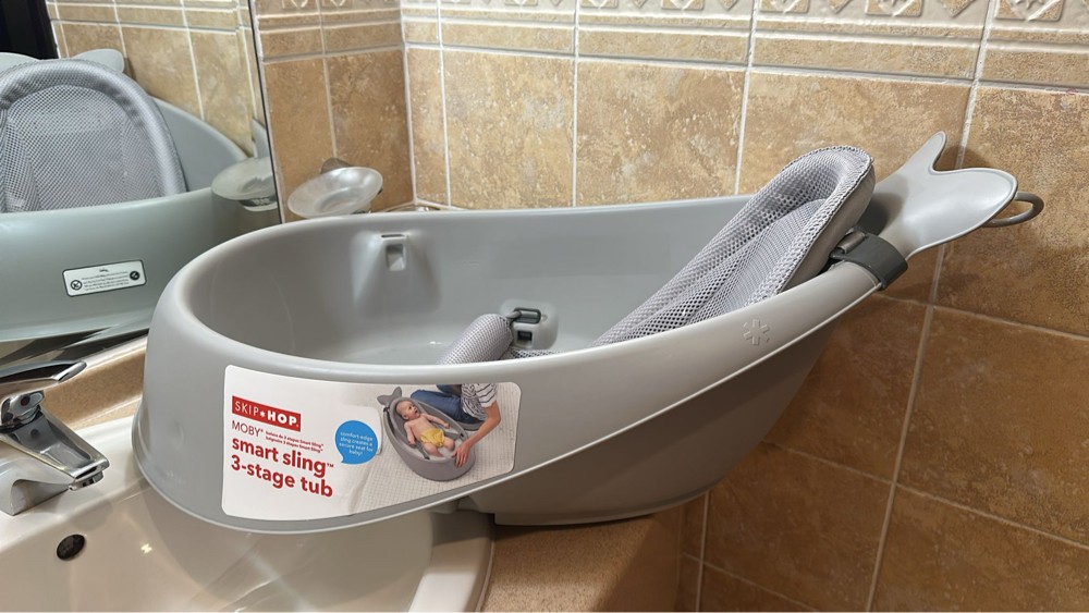 SkipHop-Moby Smart Sling Tub - 1