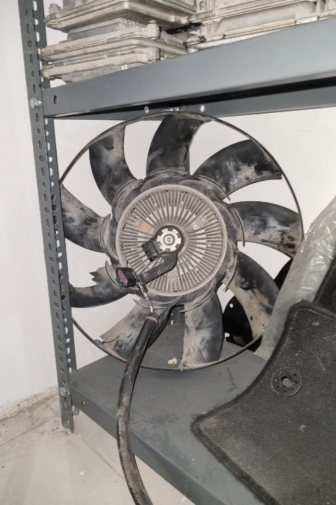 radiator fan - 1