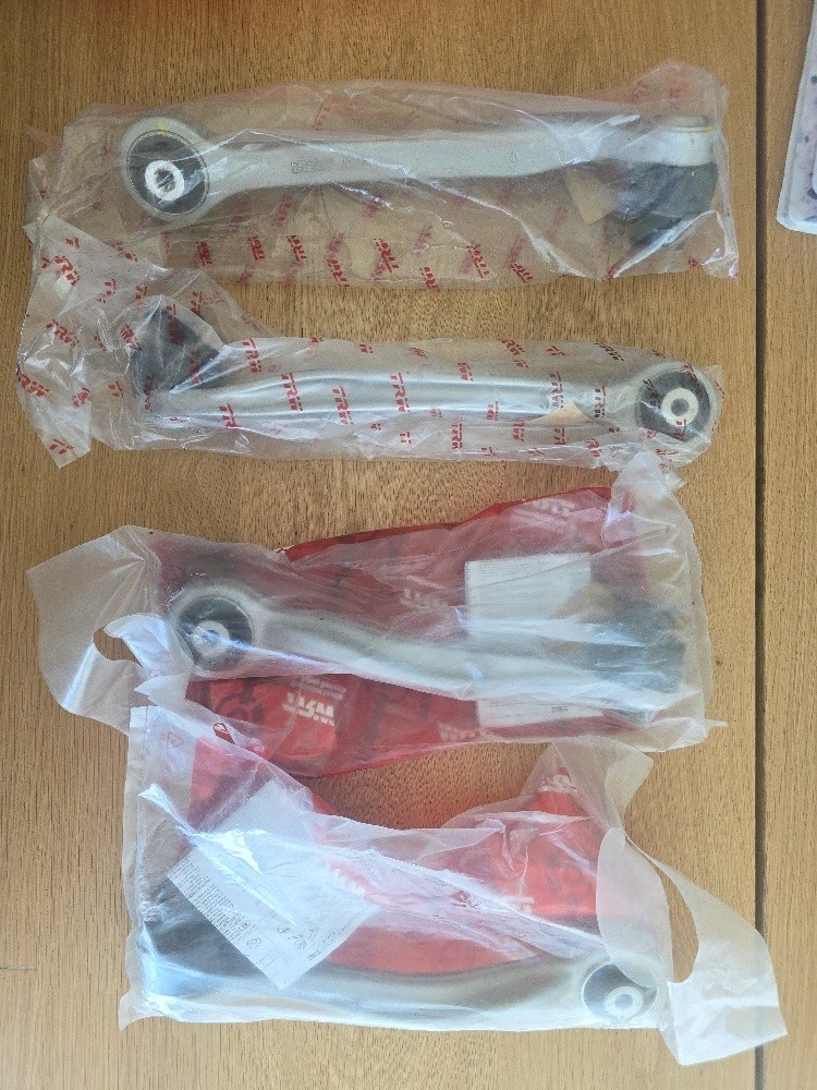 Control arm set Audi/Bentley - 1