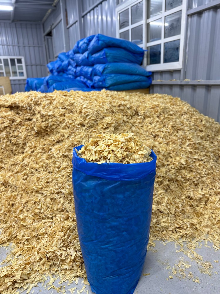 Sawdust for horses - 1