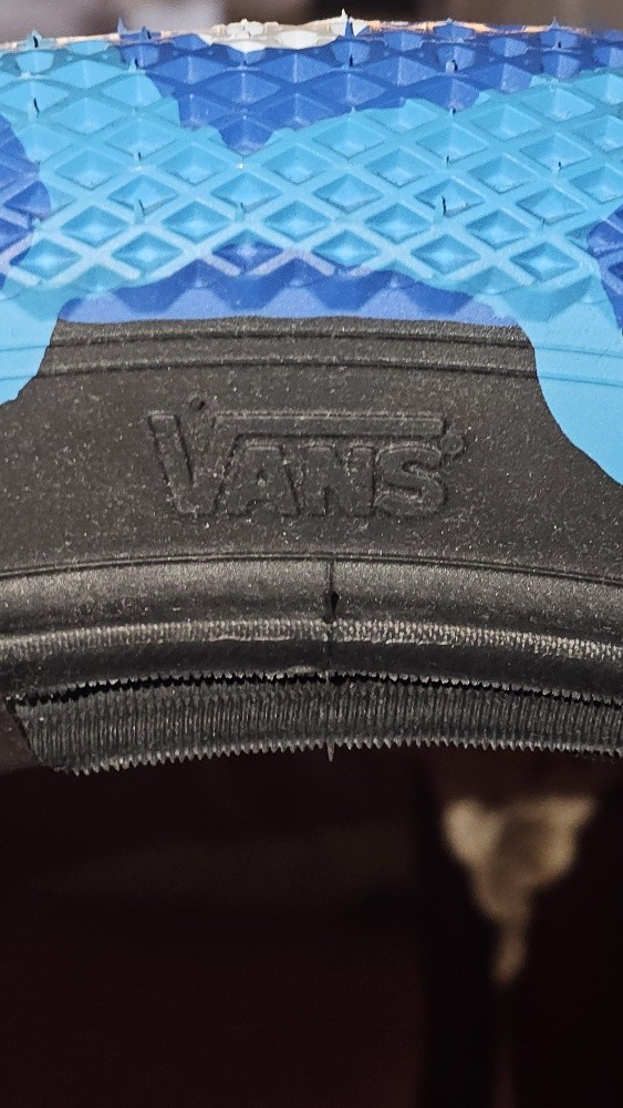 Tire tubeless Vans X Cult 20x2.4 - 2