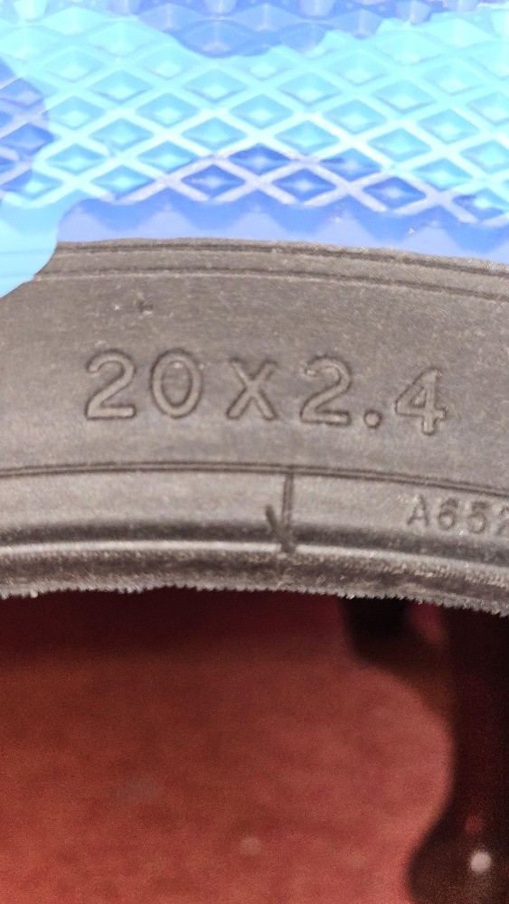 Tire tubeless Vans X Cult 20x2.4 - 3