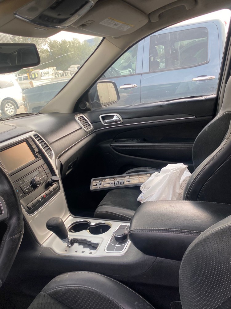 Grand Cherokee srt2012 parts only - 2