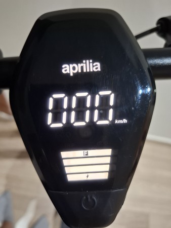 Aprilia Esrz eScooter - 8