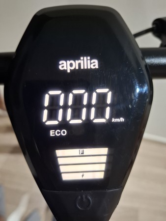 Aprilia Esrz eScooter - 9