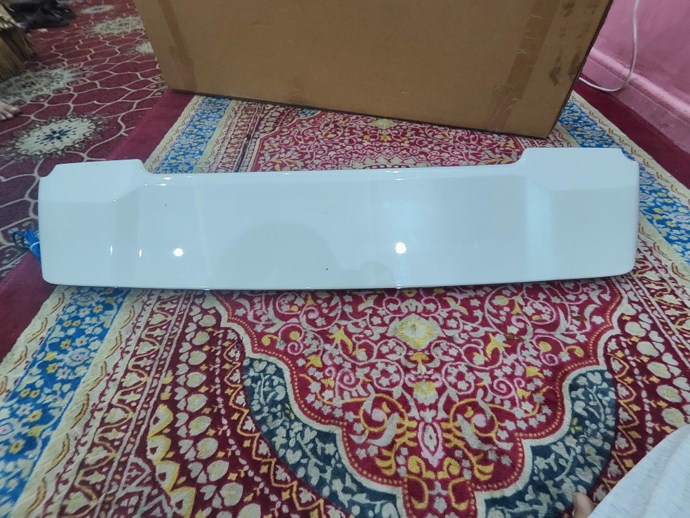 land cruiser spoiler - 1