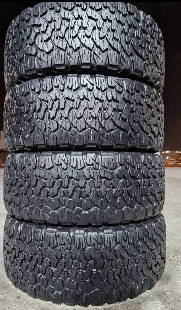 315/70/17#Bfgoodrich tyre - 2
