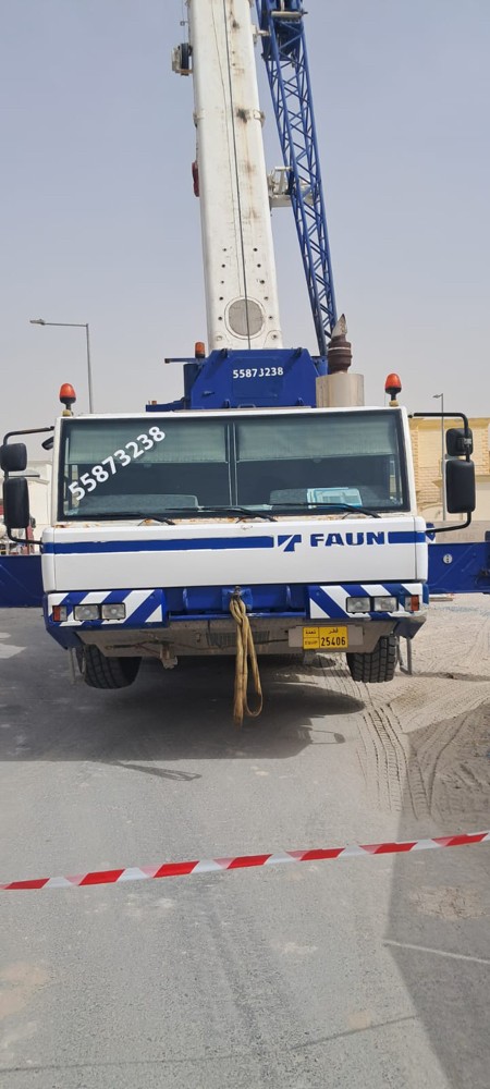 TADANO 220-Ton - 3