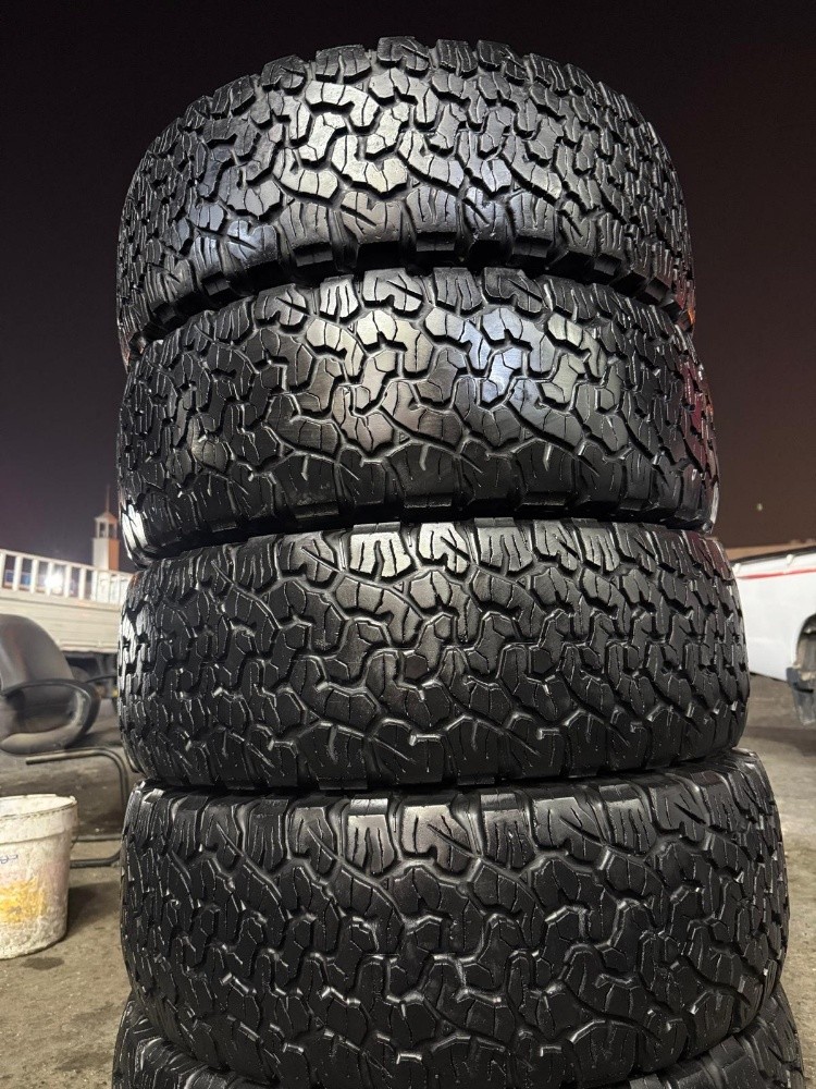 285/70/17 " BF Goodrich tyre" - 2