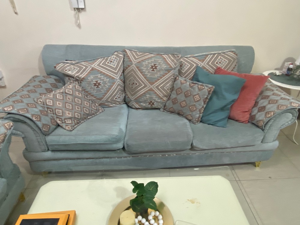 A set of sofas - 8