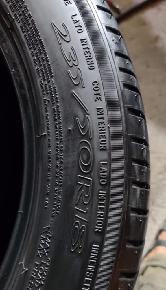 235/50/18" michelin tyre - 2