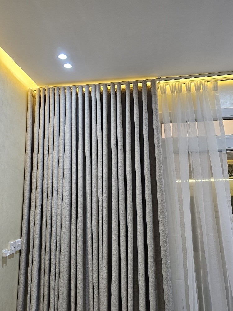 curtains and carper sofa wallpaper - 23