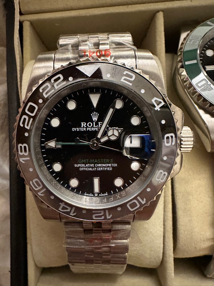 Rolex submariner  - 2