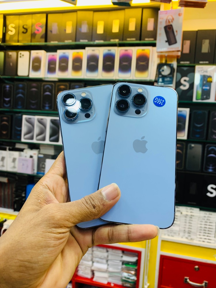 I phone 13 pro  - 6