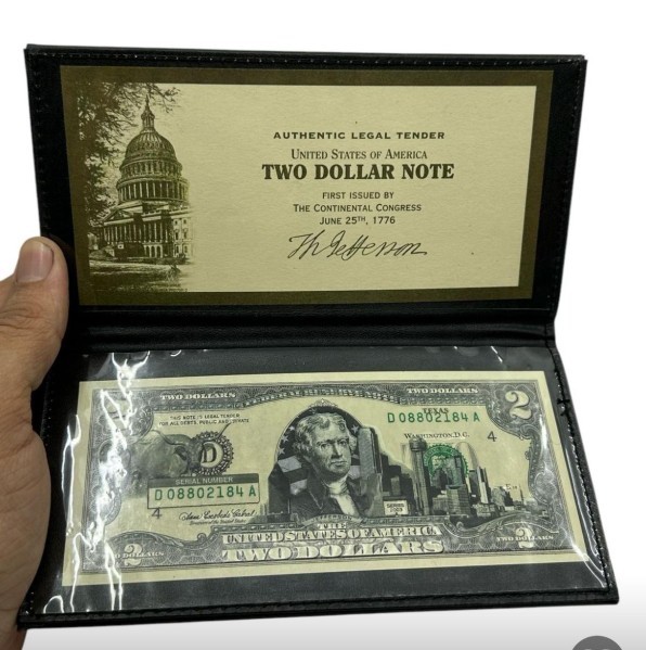 Federal Reserve 2$ In Folder - 3
