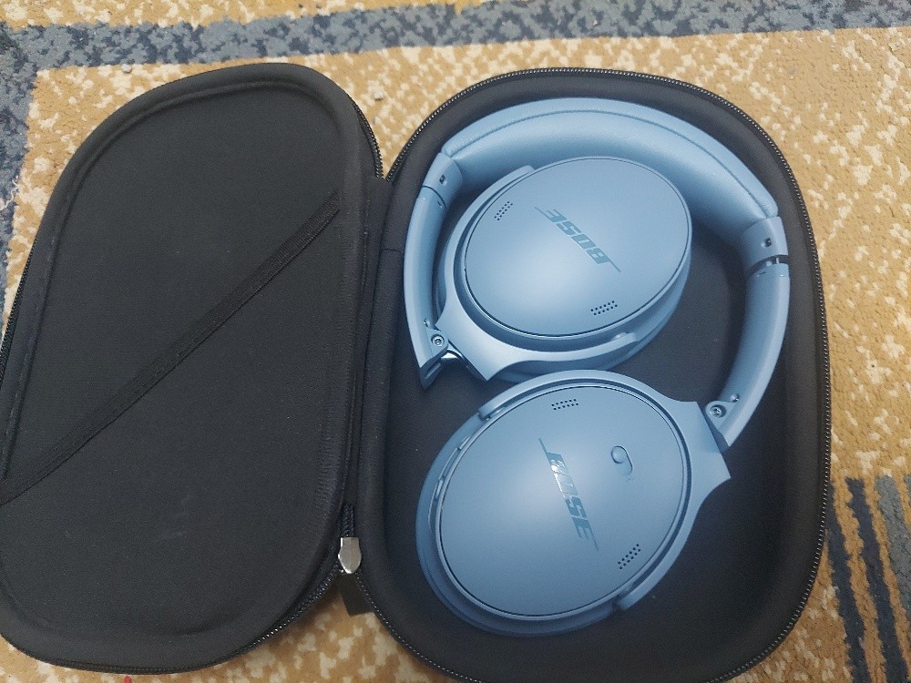 Bose quietcomfort headphone - 4