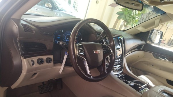 Cadillac Escalade for sale 2016 - 9