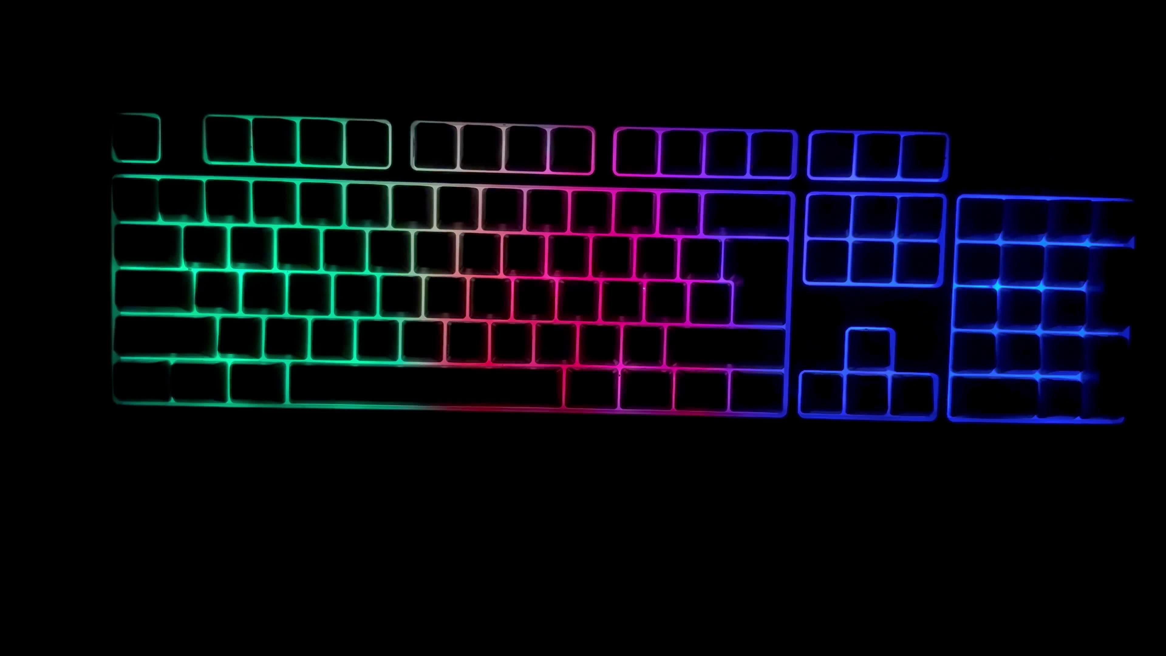 thermaltake rgb gaming keyboard - 3