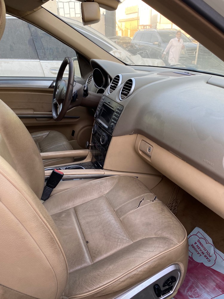 Mercdes Benz ML350 - 2