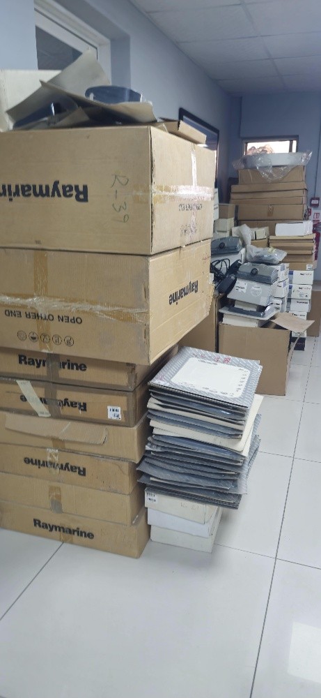 gps raymarine - 26