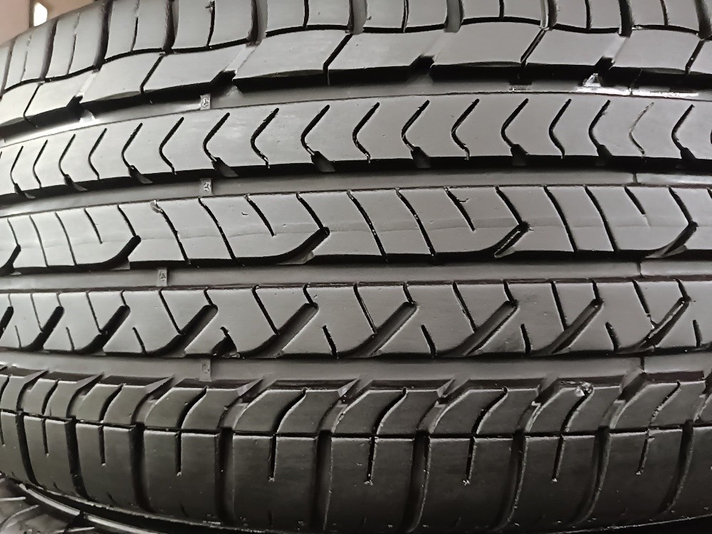 205/60/16 Good year tyre - 6