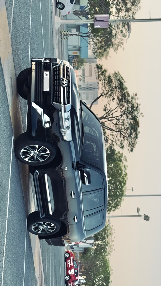 2020 LandCrusier VXR GrandTouring - 4