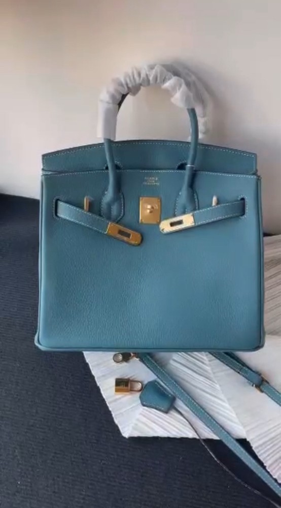 Blue Atoll Clemence Birkin 40 - 1