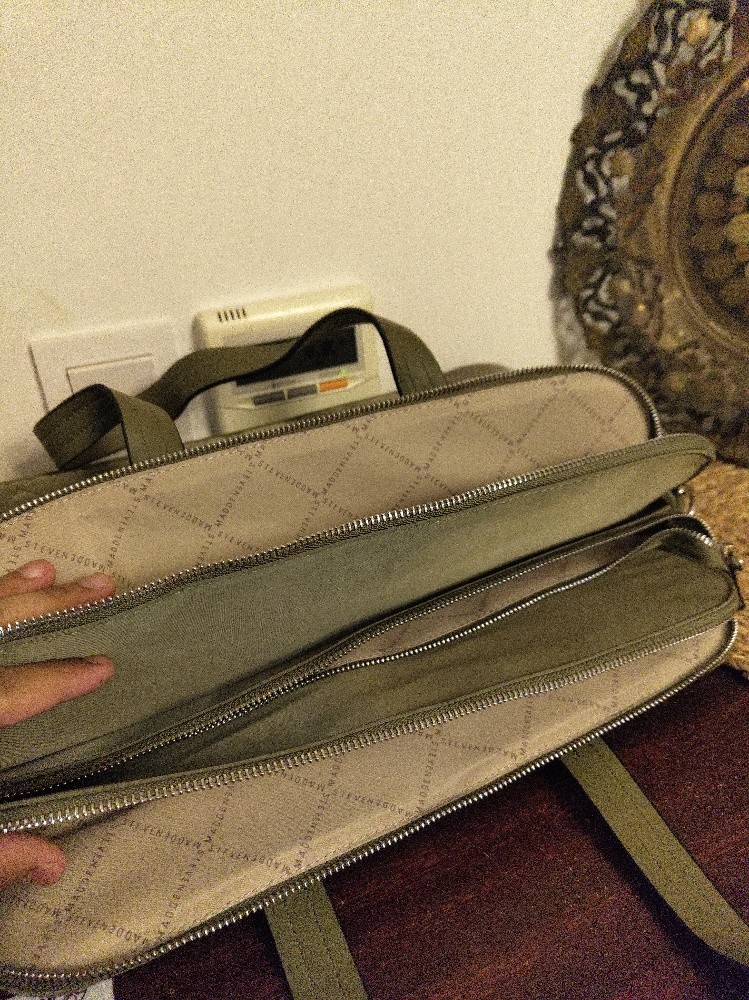 Women handbags for Sale - 9
