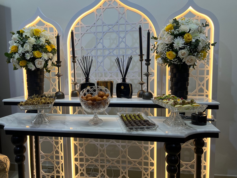 طاولة - 1