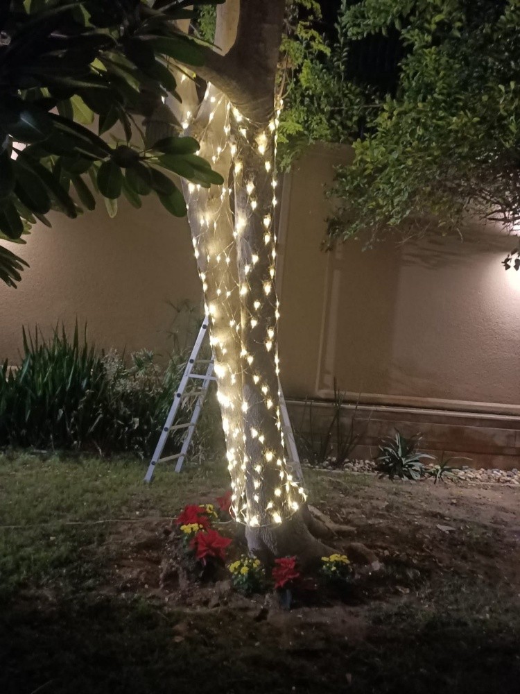 led light available - 11