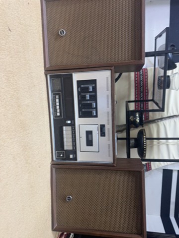 Sanyo stereo - 2