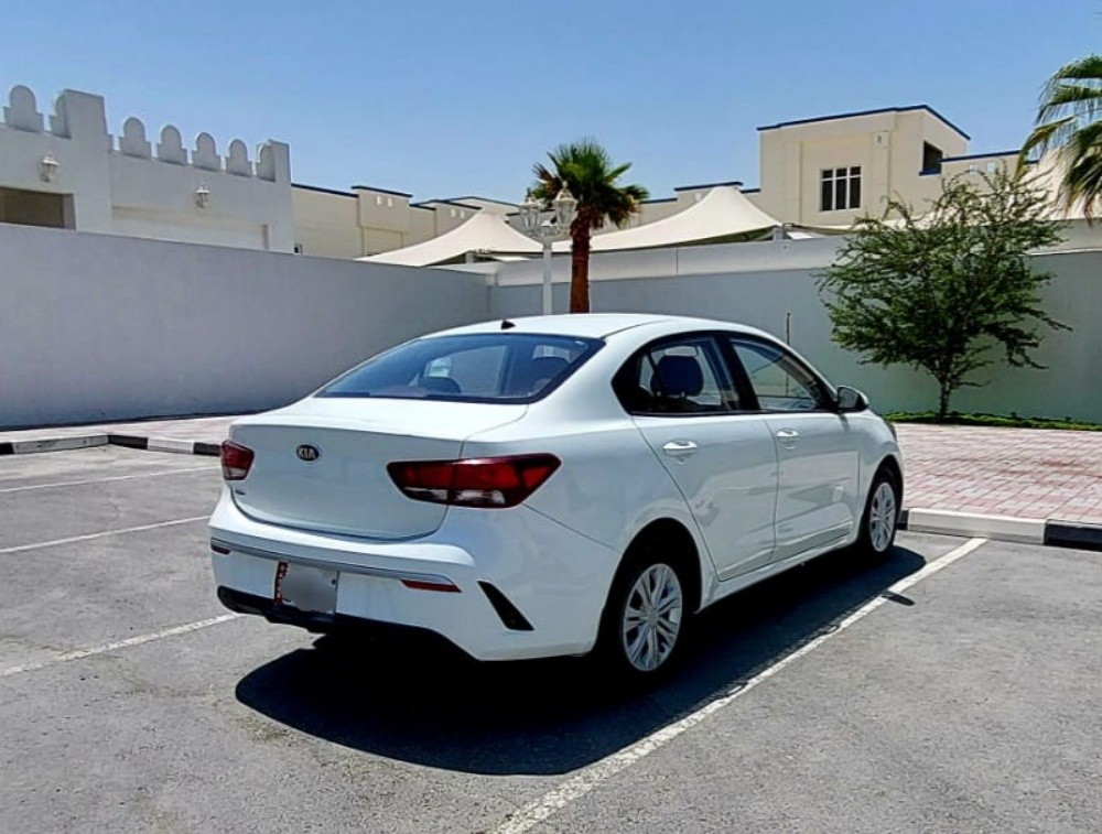 KIA RIO - 8