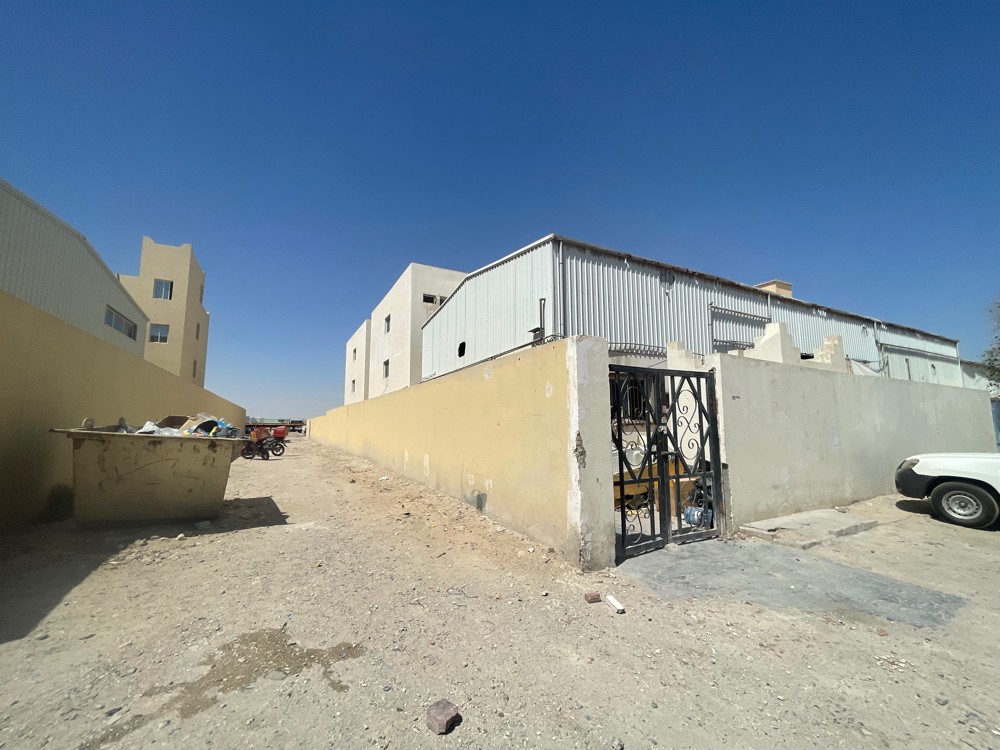 للبيع سكن واستور - 6