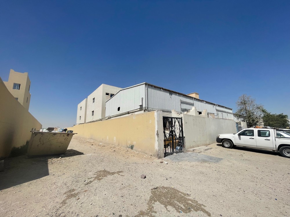 للبيع سكن واستور - 5