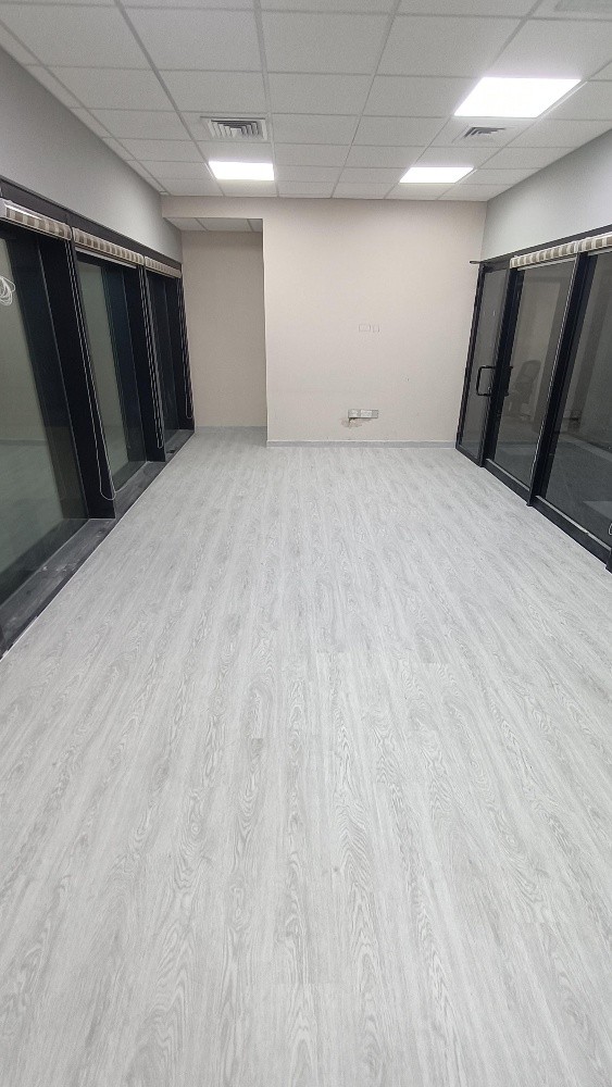 laminate wooden flooring - 1