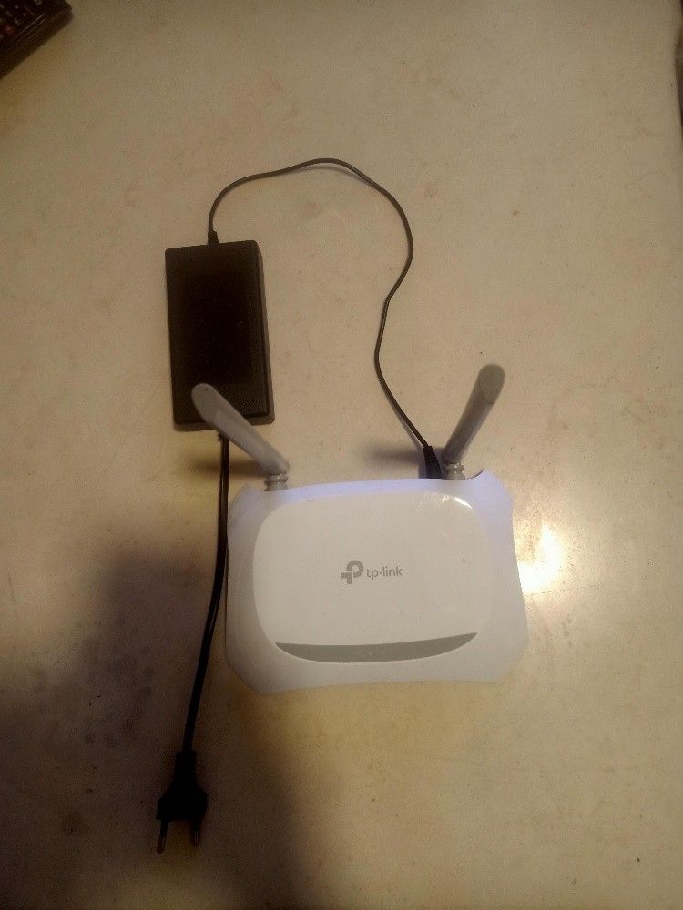 TP Link Router for sale - 1