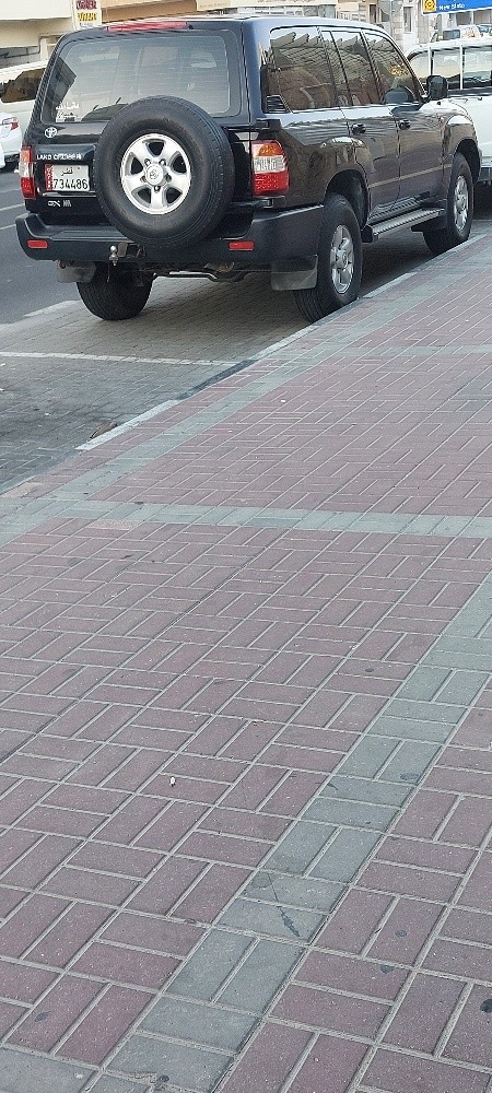 toyota land crusier very good - 1