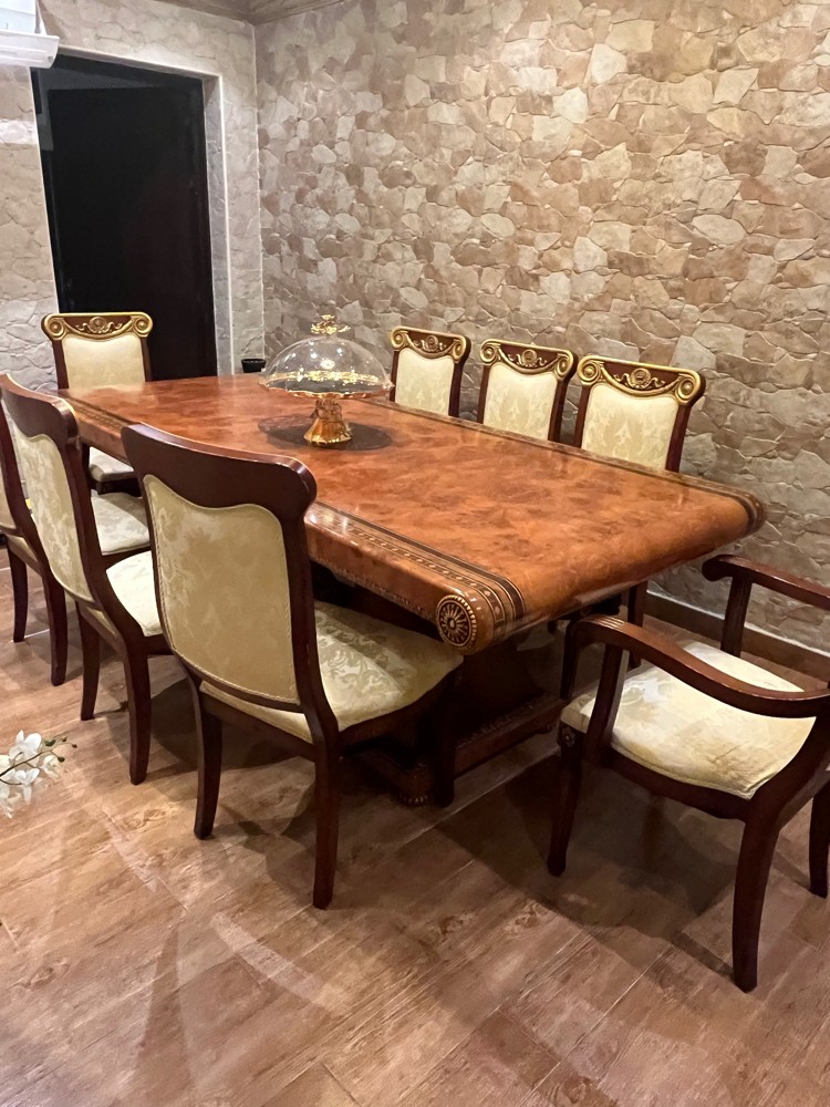 طاولة طعام مع كراسي وبوفيه بمرآه - 2