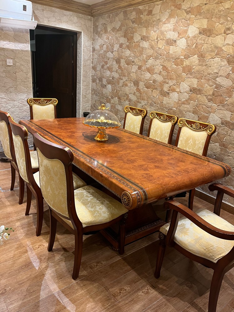طاولة طعام مع كراسي وبوفيه بمرآه - 1