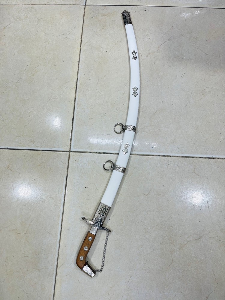 سيوف ولادي وسط - 1