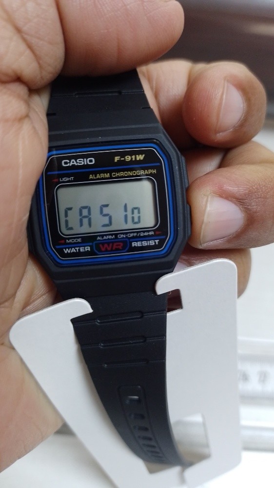 CASIO F91w, Original - 1