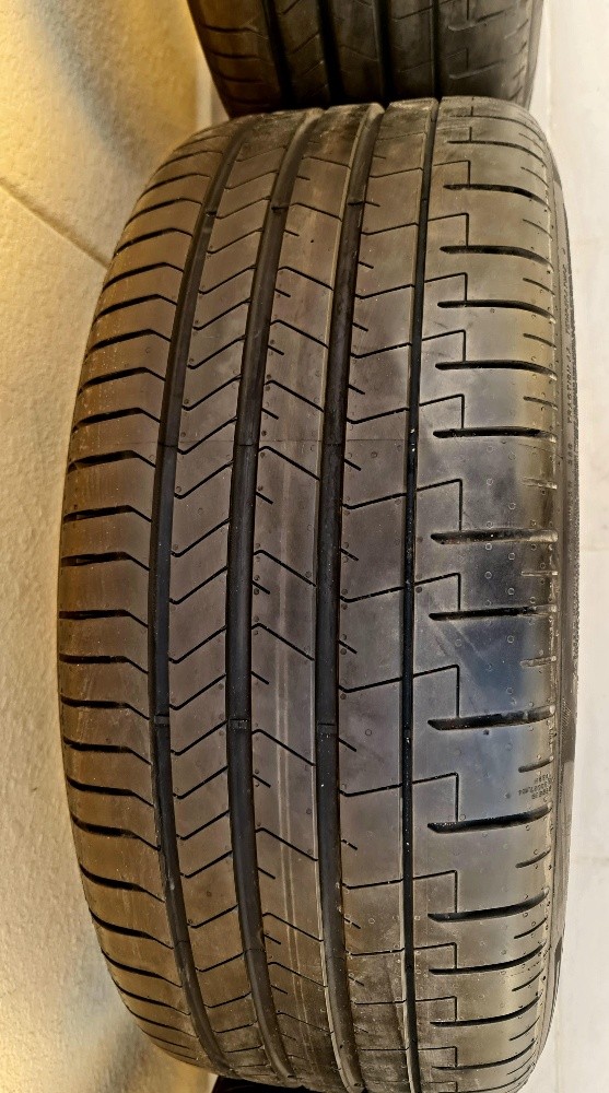 Spectre Wheels with tyres new - 6