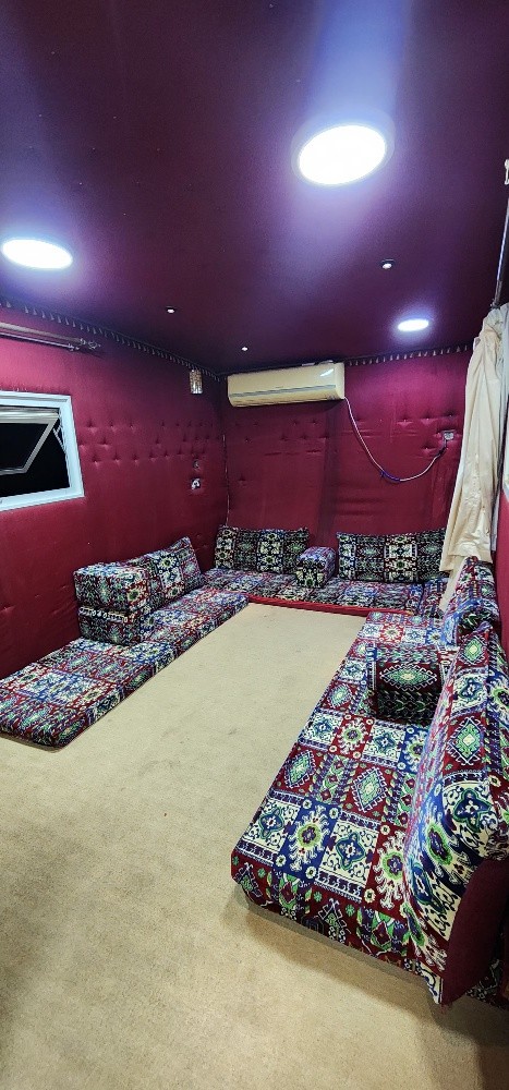 Stylish furnished Cabin - 1