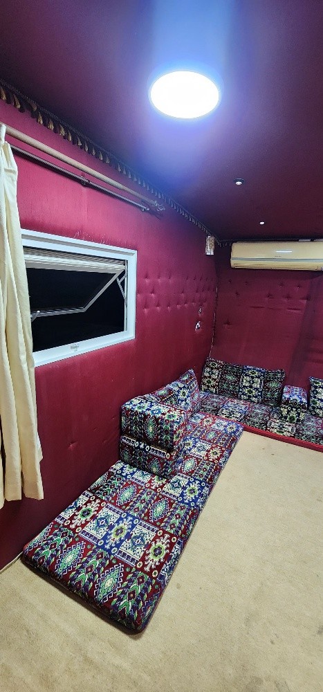 Stylish furnished Cabin - 6