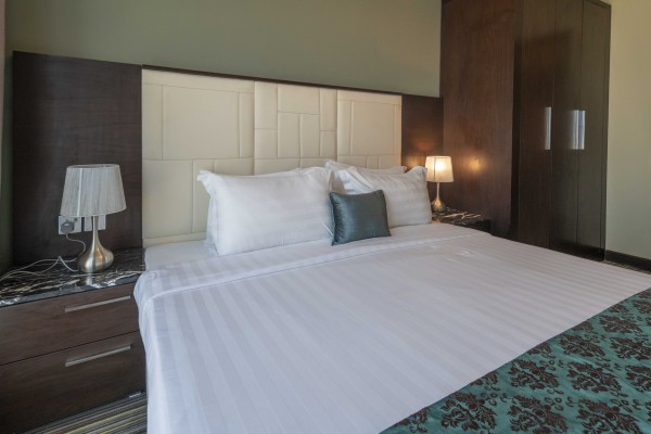 Modern Furnished Studio Unit - 8