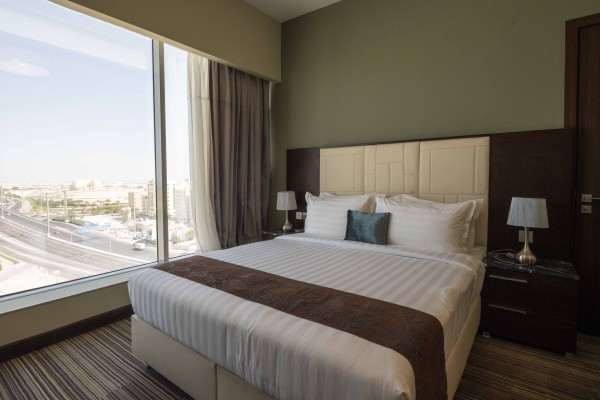 Modern Furnished Studio Unit - 4