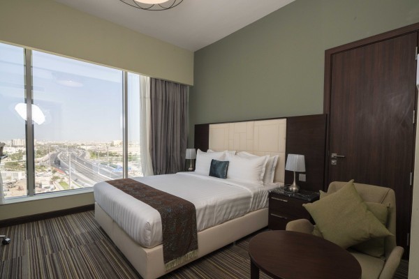 Modern Furnished Studio Unit - 5