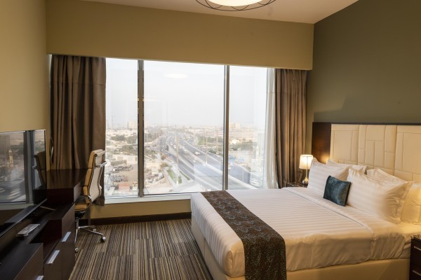 Modern Fully Furnished Studio - 11