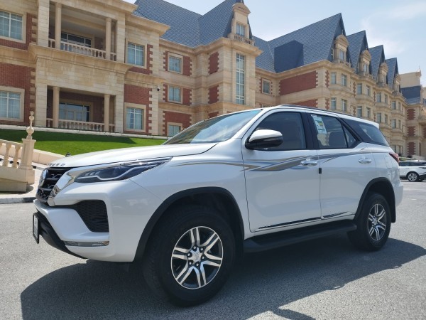 TOYOTA FORTUNER RENT V6 BRAND NEW - 3