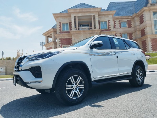 TOYOTA FORTUNER RENT V6 BRAND NEW - 10